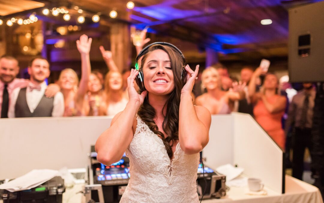 Ten Questions To Ask Your Wedding DJ