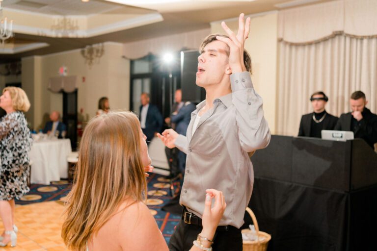 Newport Naval Officer's Club wedding
